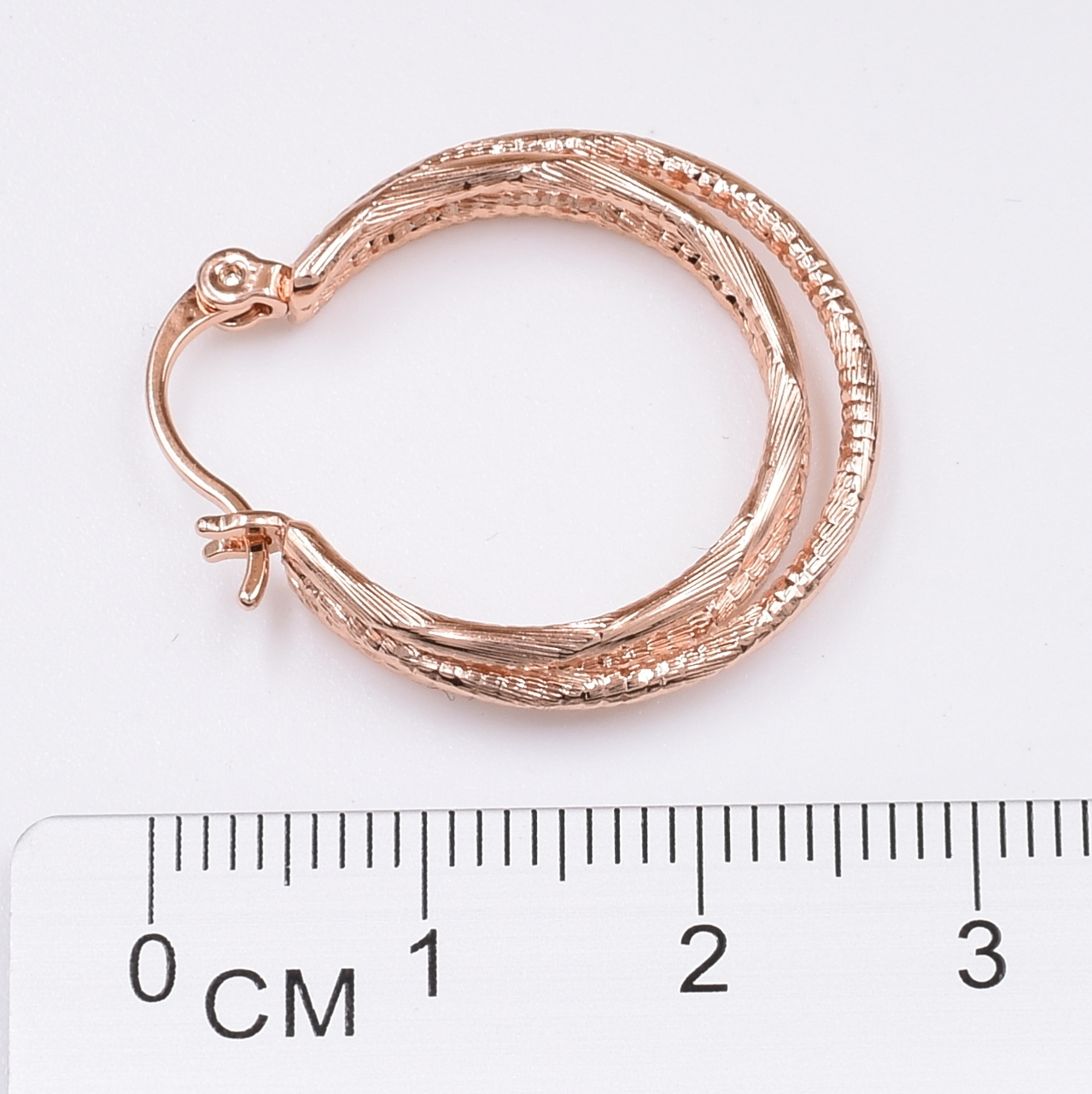 

Серьги Xuping 30710 размер 27х5 мм вес 4.9 г позолота РО