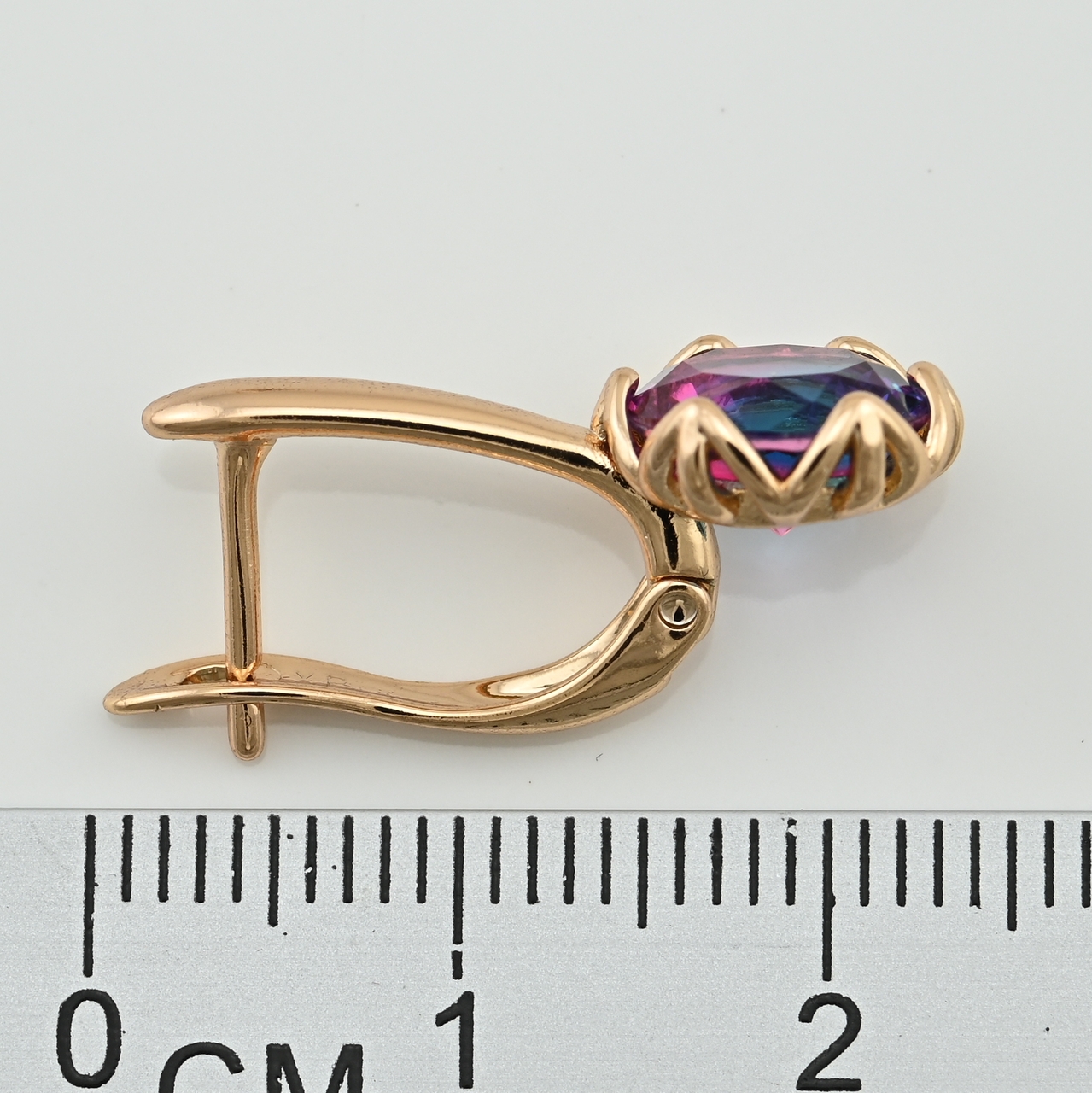 

Серьги Xuping 31414 размер 20х10 мм вес 3.1 г лиловые фианиты позолота 18K