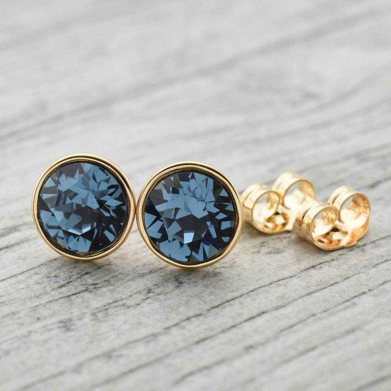 

Серьги Xuping с кристаллами Swarovski 2140018К размер 10х10 мм цвет синий позолота 18К