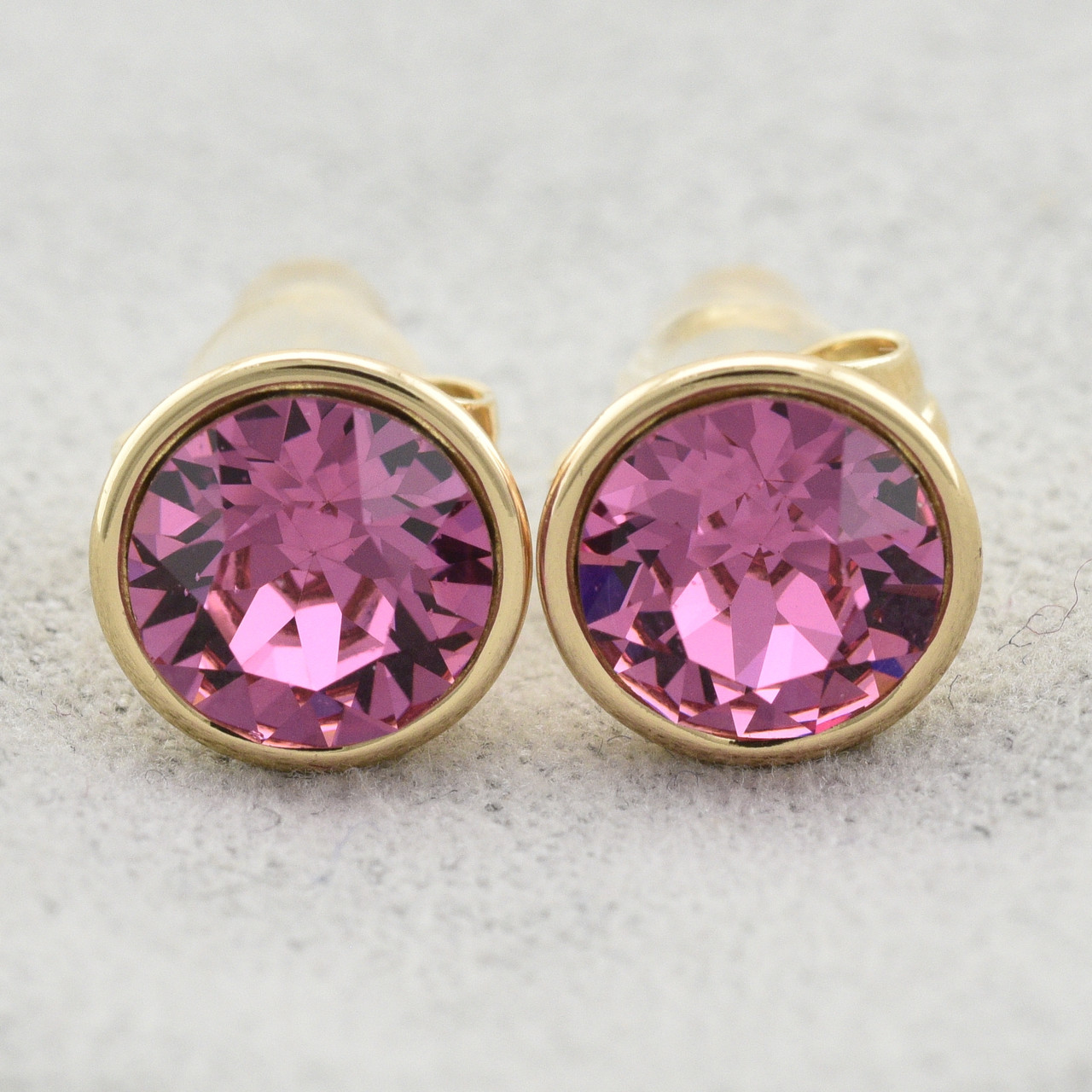 

Сережки Xuping з кристалами Swarovski 21419 розмір 9х9 мм колір ліловий позолота 18К