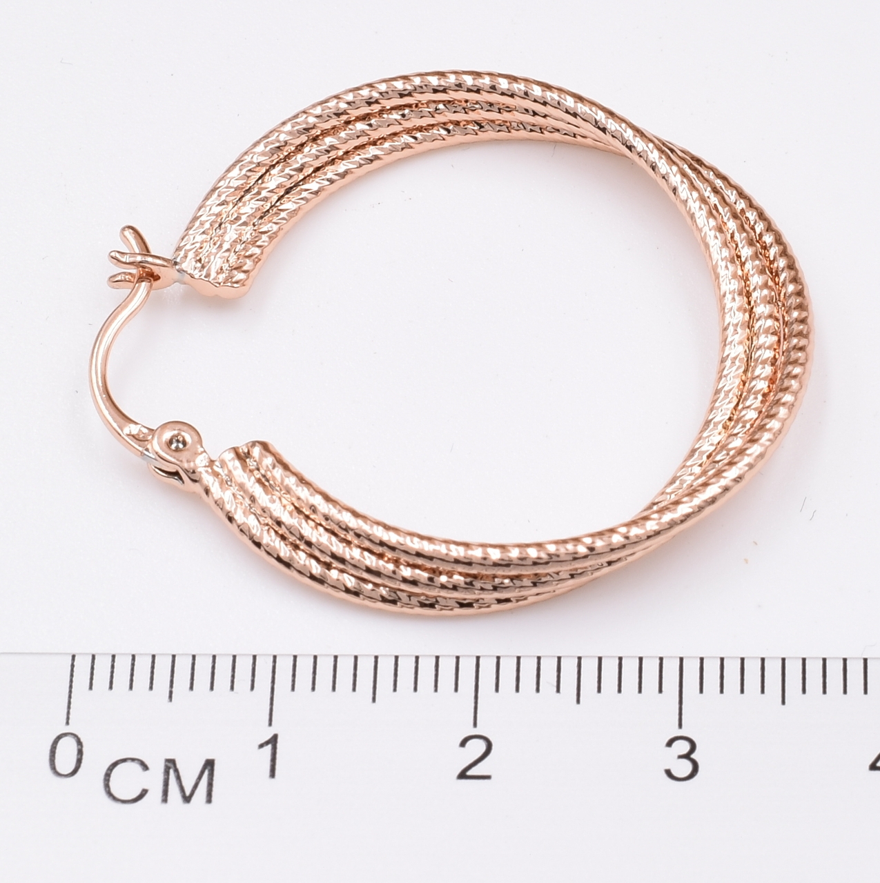 

Серьги Xuping 30716 размер 35х5 мм вес 8.0 г позолота РО