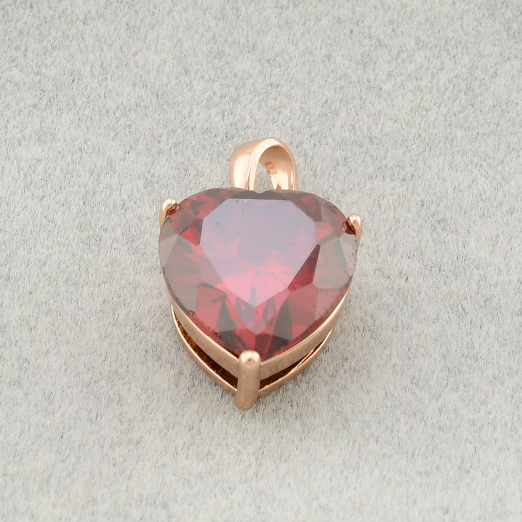 

Кулон Xuping Бриллиантовая сердце для цепочки до 3 мм 80143 размер 19х11 мм красный фианит 3.4 г позолота РО