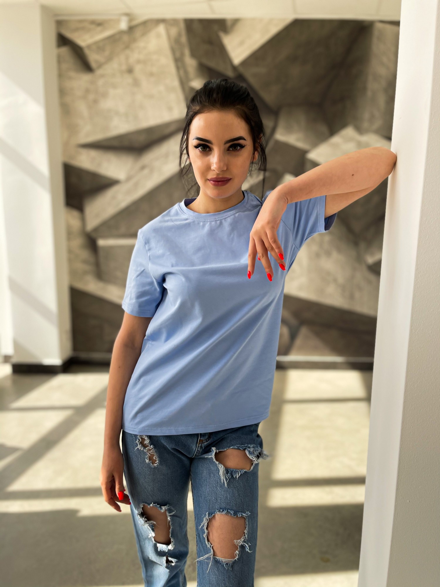 

Футболка BAYSHO базовая унисекс Кулирка М Голубая (bk1401-420)