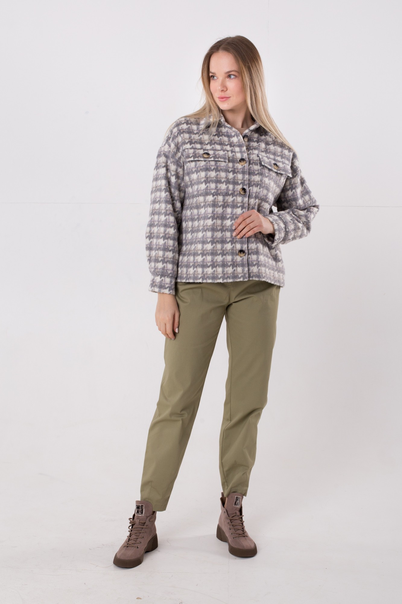 

Пальто Mila Merry укороченное серо-бежевое L - 51045