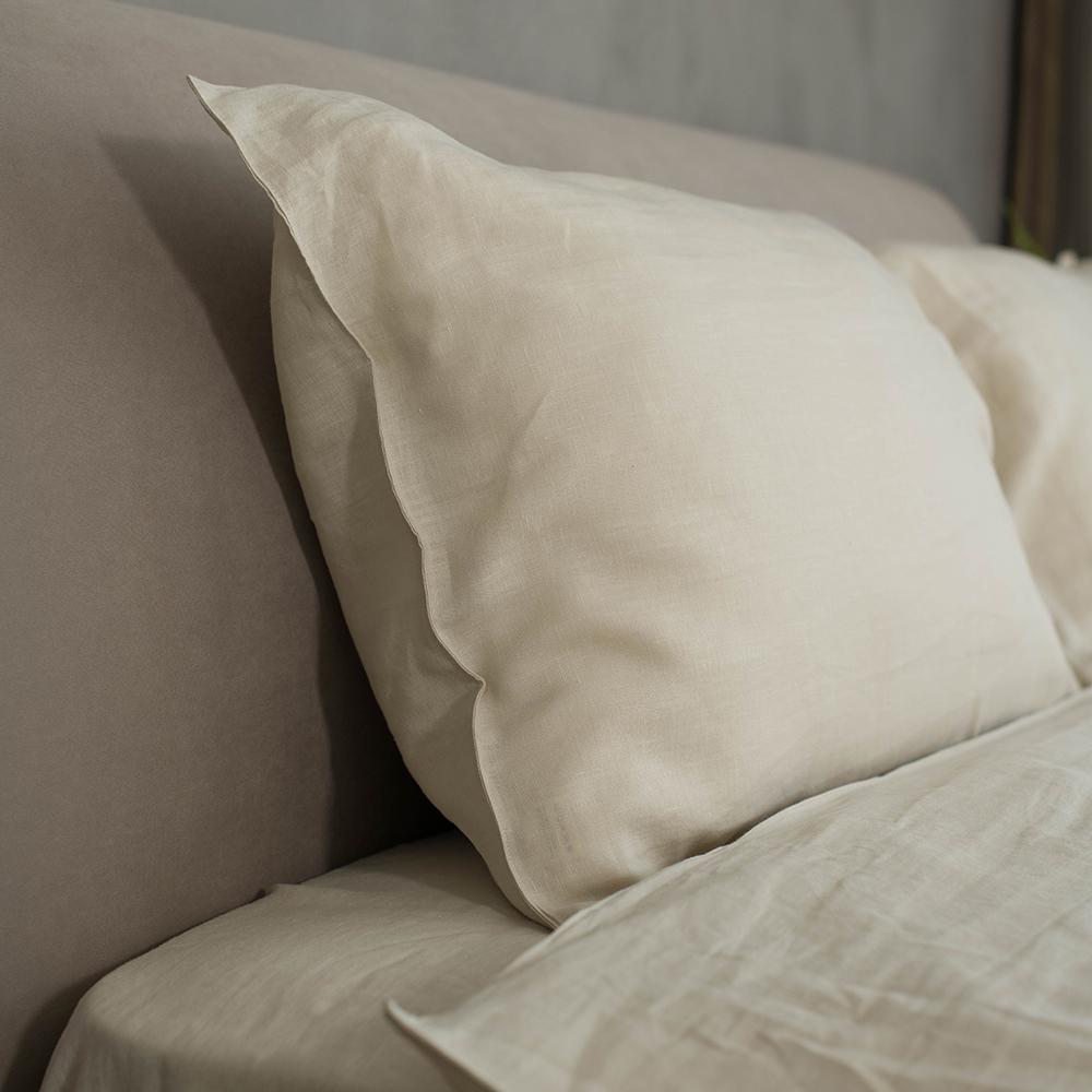 

Постельное белье Home me Нежное созерцание Семейный комплект Молочный