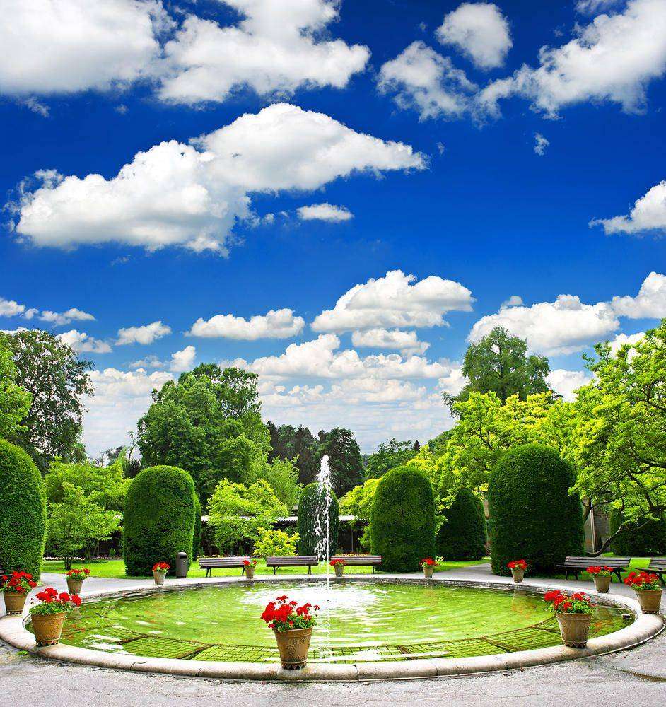 

Фотообои Walldeco Фонтан в саду №2174 Фреска
