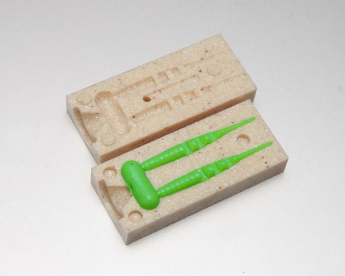 

Форма из камня для изготовления мягких силиконовых приманок Java Stick 1.8" (46мм) 2 места