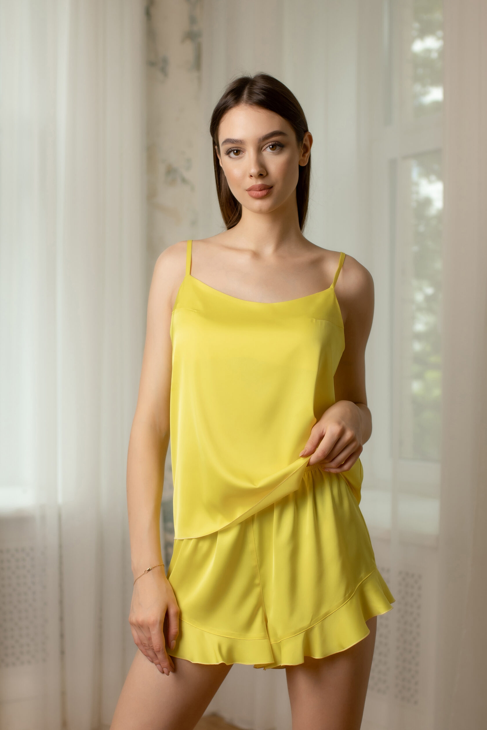 

Летний пижамный костюм Двойка KAIZA Шорты Рюш + Топ лимонный  (48) Эко-Шелк, Летний пижамный костюм Двойка KAIZA Шорты Рюш + Топ лимонный 4XL (48) Эко-Шелк