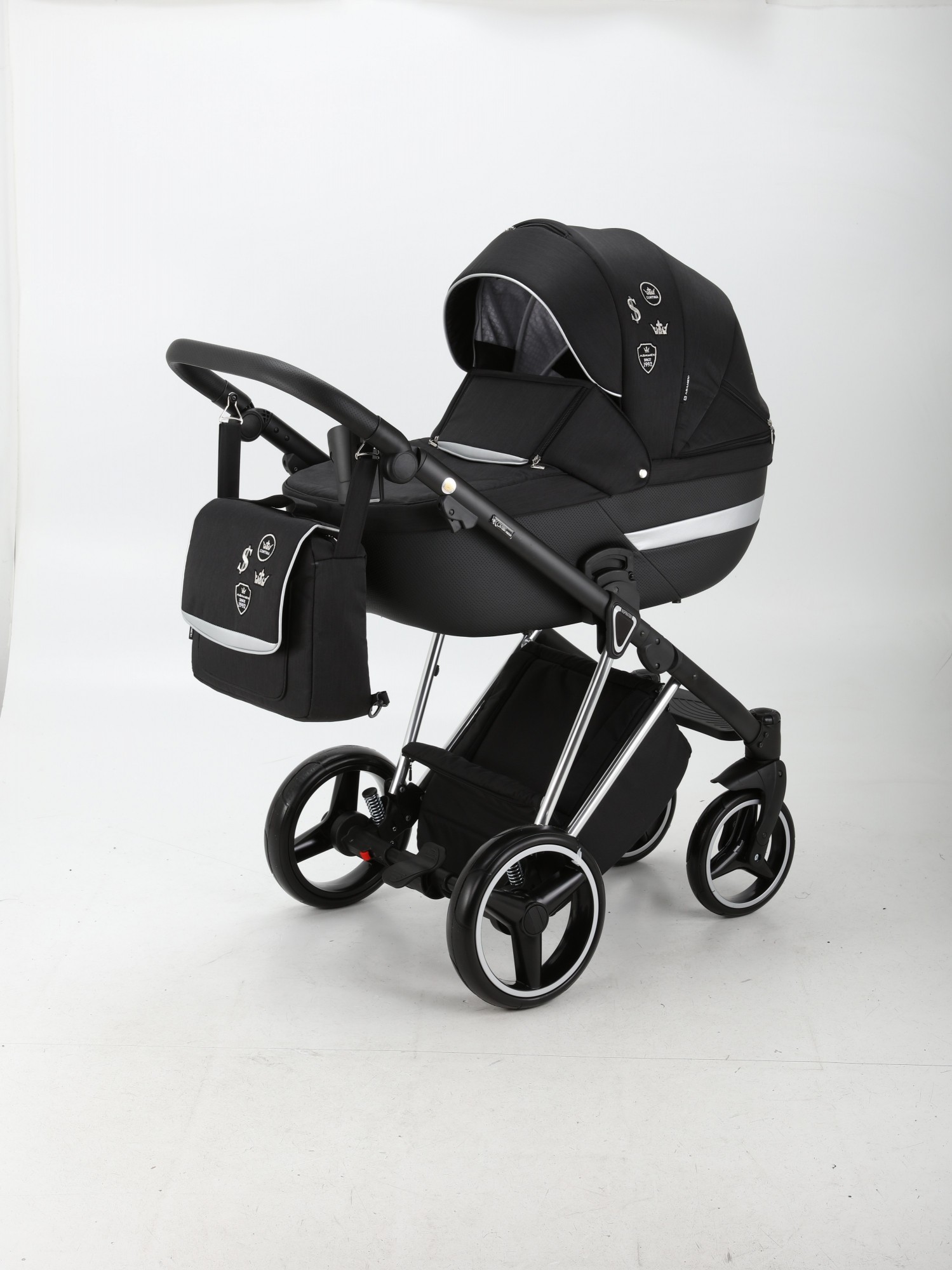 

Коляска Adamex CortinaSport CS-401 2 в 1 Черный