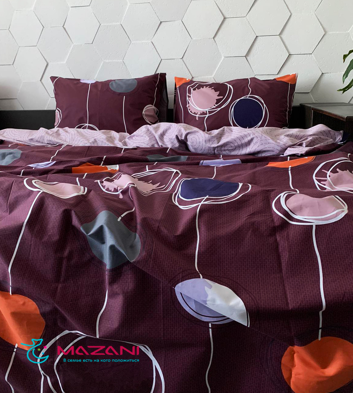 

Семейный комплект постельного белья Mazani Шарики 50х70 см, 150х220 см, на резинке 180х200х15 см