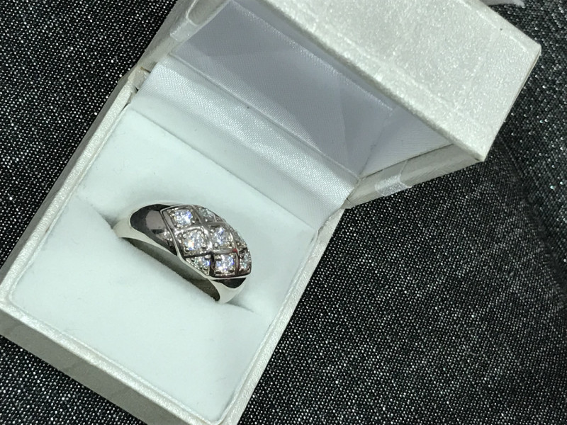 

Серебро 925 пробы кольцо с фианитами Sky Jewelry 000275