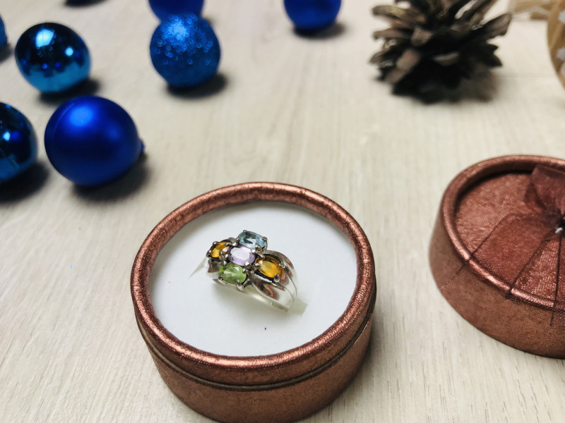

Серебряное кольцо с натуральными камнями Sky Jewelry 000528