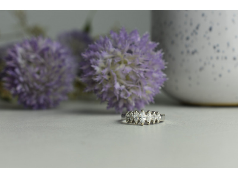 

Серебряное кольцо 925 пробы с фианитами Sky Jewelry 001088