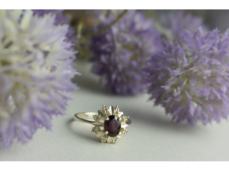 

Серебряное кольцо 925 пробы с Рубеллитом и фианитами Sky Jewelry 001068