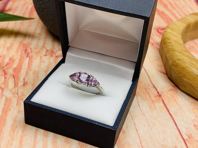 

Серебряное кольцо с Аметистом Sky Jewelry 000693