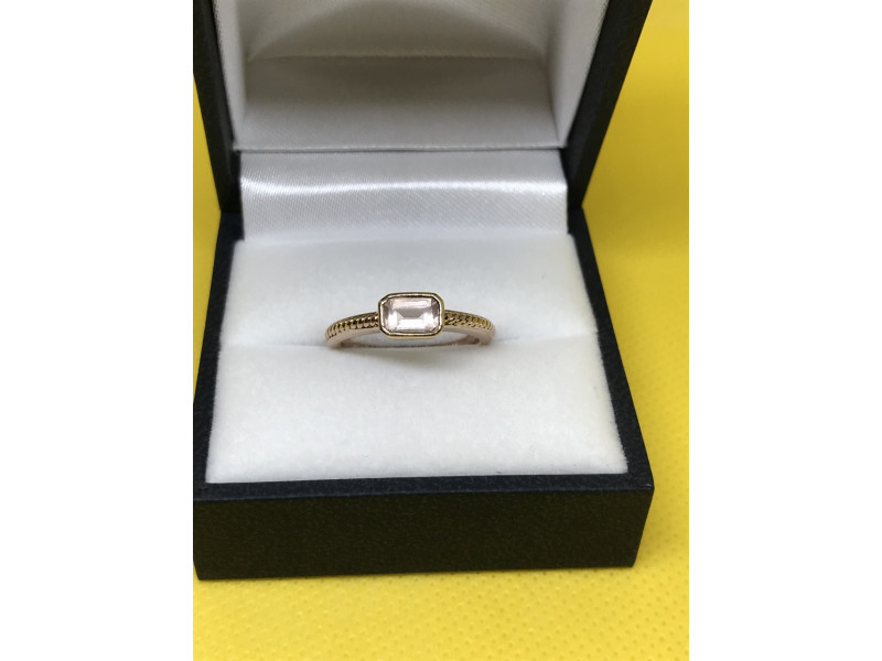 

Серебряное кольцо 925 пробы в розовой позолоте с фианитом Sky Jewelry 000308