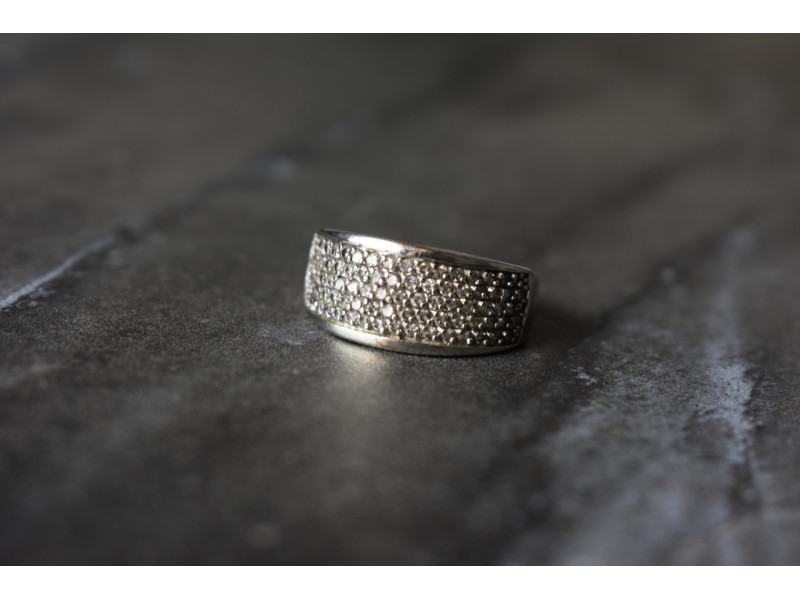 

Серебряное кольцо с фианитами Sky Jewelry 000995