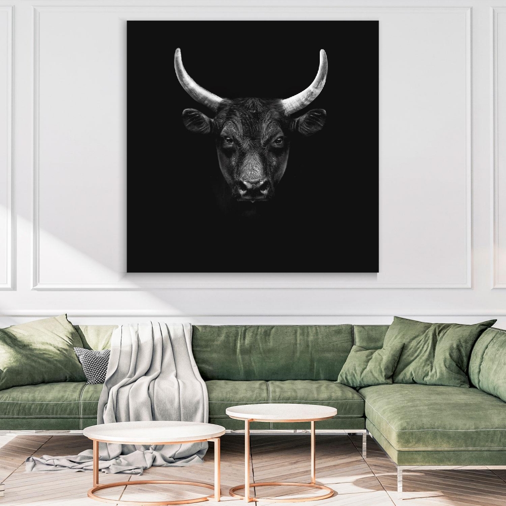 

Картина на холсте Животные Black Bull Portrait 70х70 см.