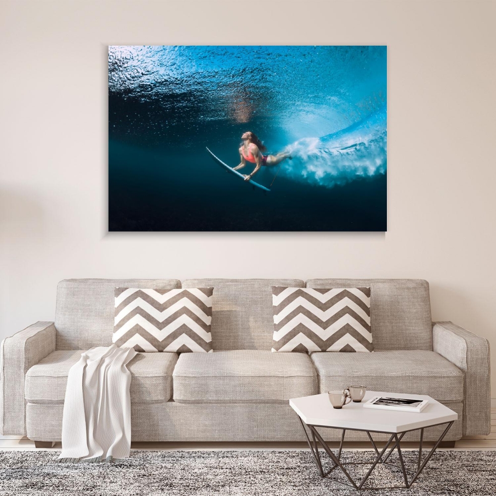 

Картина на холсте Природа Professional Surfer Woman With Wurfboard Dive Underwater 50х65 см.