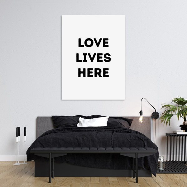 

Картина на холсте Для дома Love Lives Here 110х150 см.