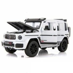 

Машинка коллекционная AutoExpert Mercedes Brabus G700 металлическая модель в масштабе 1:32 белая