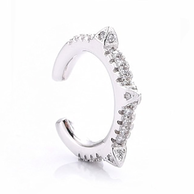 

Кафф С шипами DiaDemaGrand Серебряный с белым камнем (121951-15-2)