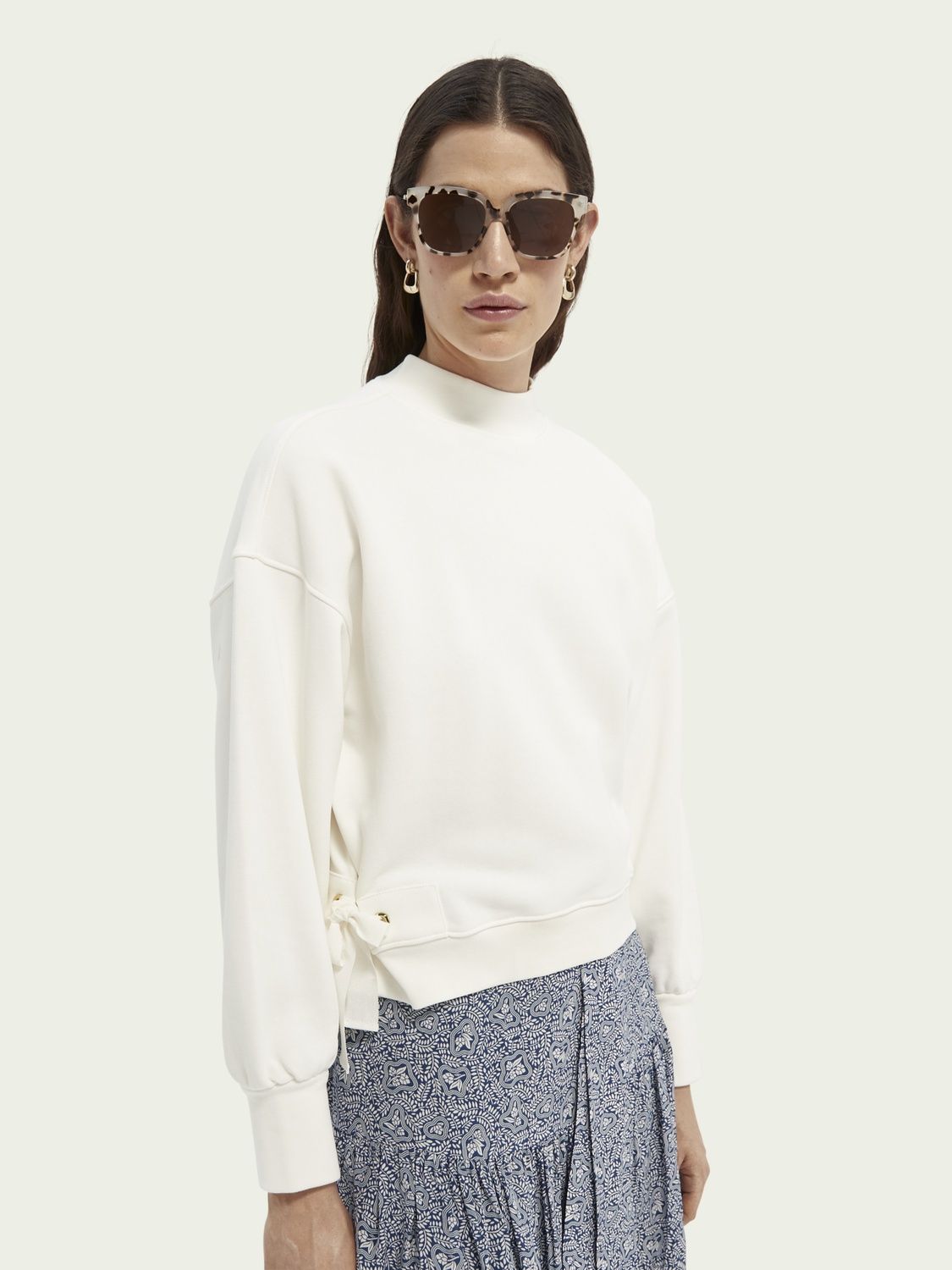 

Свитшот Scotch&Soda 162530-0001, Свитшот Scotch&Soda 162530-0001 M
