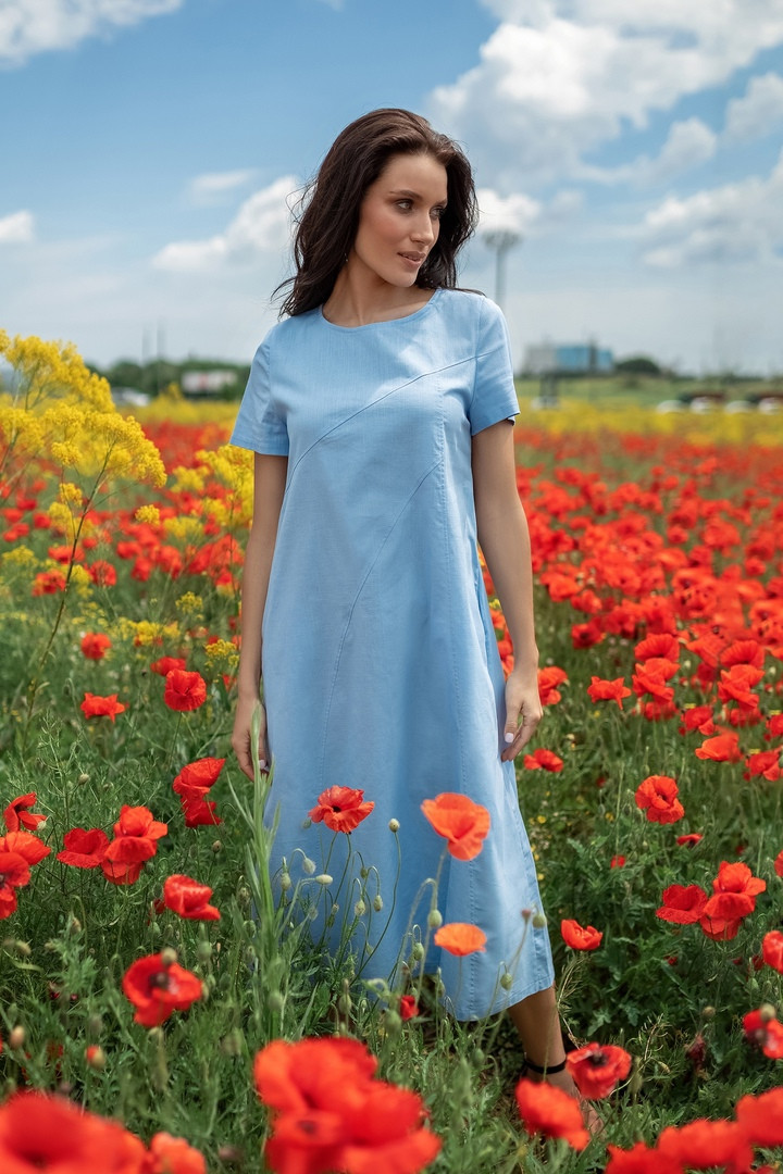 

Льняное А-силуэтное платье-миди "Лира" с карманами (большие размеры) Голубой, 54/58