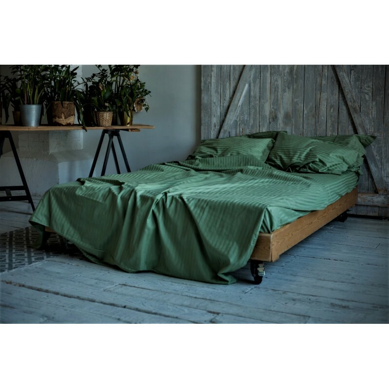 

Комплект постельного белья Без бренда Сатин-страйп Lux 180х215 Green