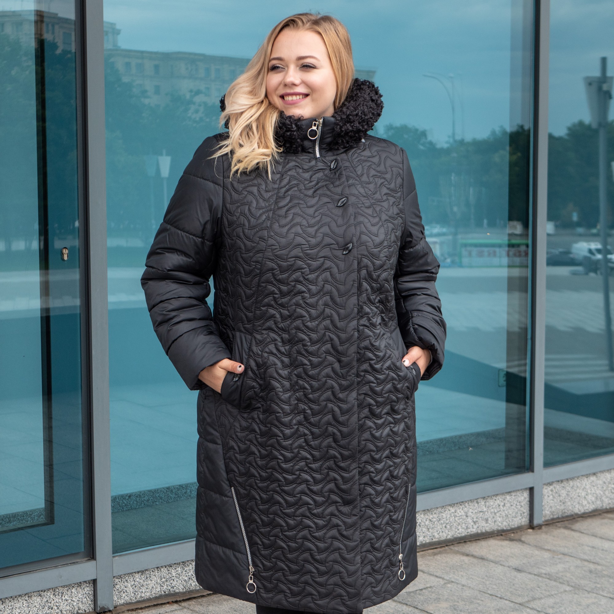

Зимняя женская куртка большого размера UF-Fashion Листик с барашком -ad 52 черный