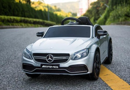 

Детский электромобиль Mercedes AMG C63S мотор 2х45W EVA колеса пятиточечный ремень серый лак Bambi