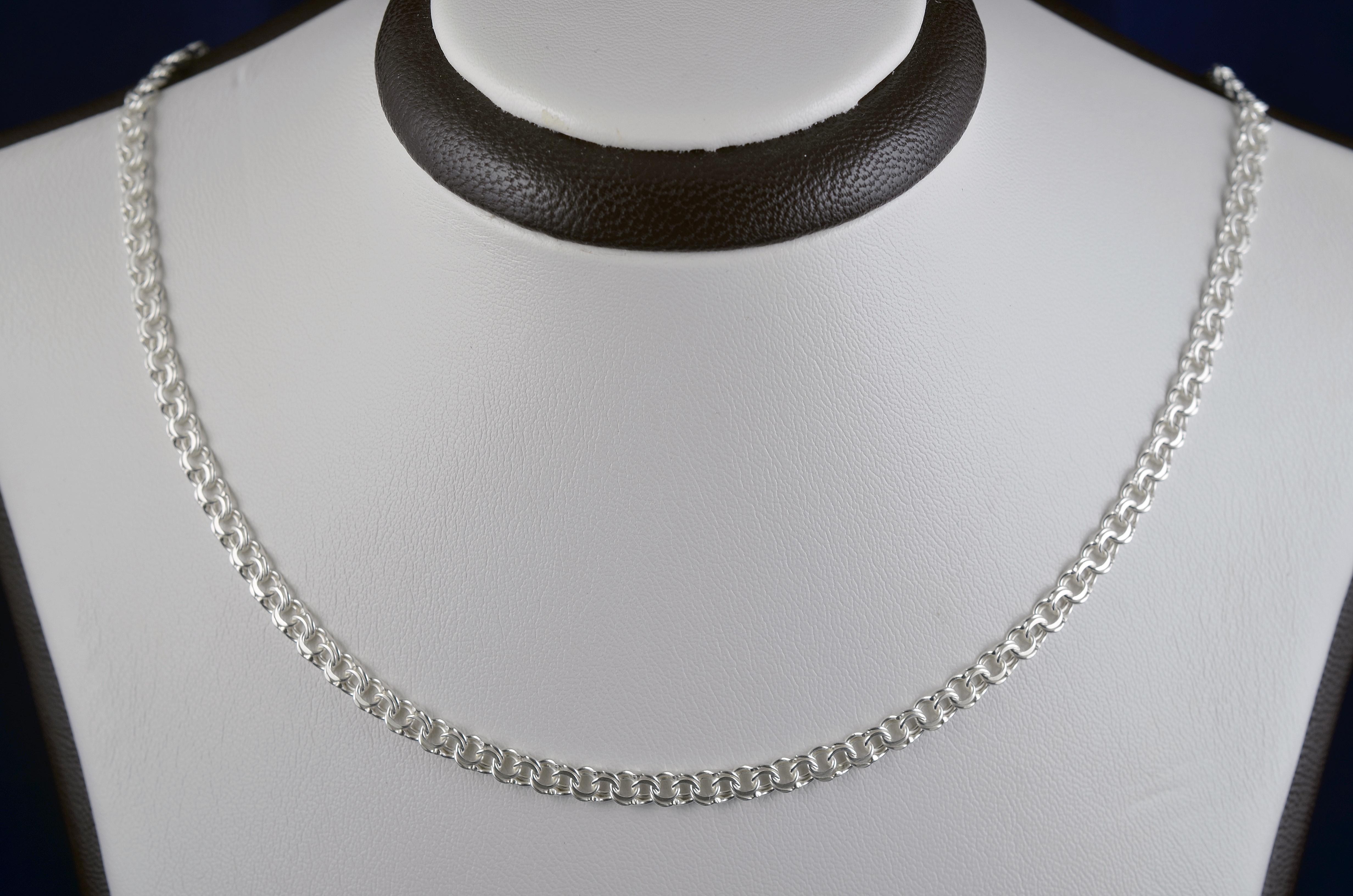 

Серебряная цепочка Meridian 925 пробы плоский бисмарк 60 размер (5003/11600)
