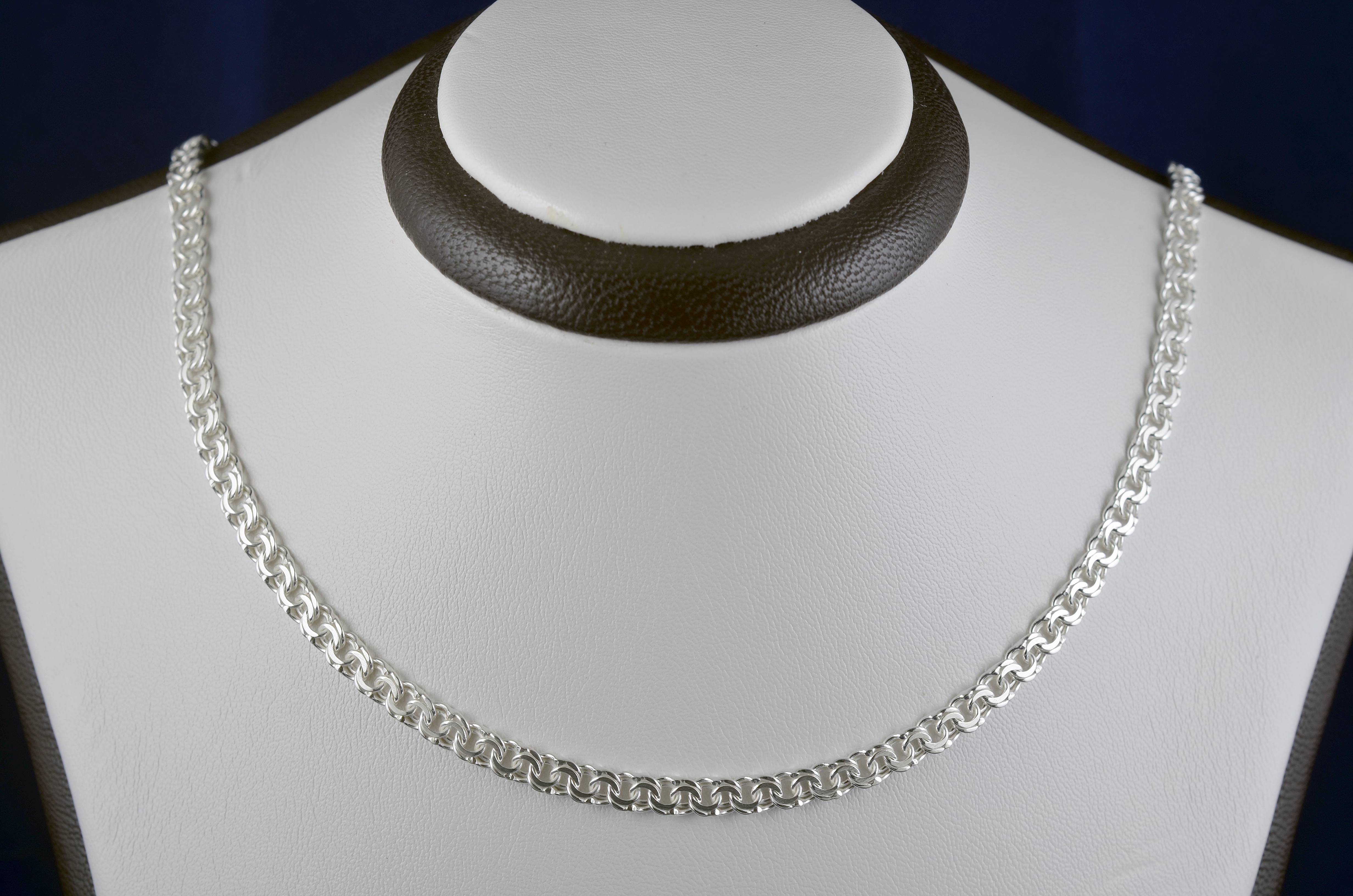 

Серебряная цепочка Meridian 925 пробы плоский бисмарк 55 размер (5003/1550)