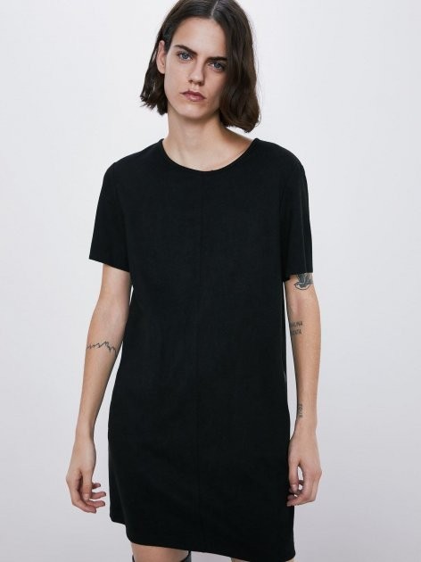 

Однотонное черное платье Zara 5070/631/800 S (26) 8706