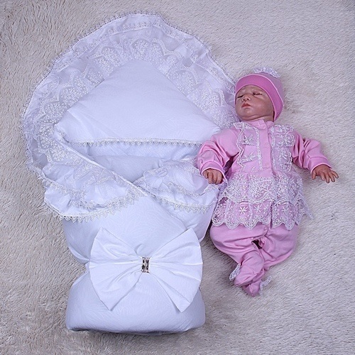 

Комплект на выписку из роддома Brilliantbaby Волшебство 62 розовый