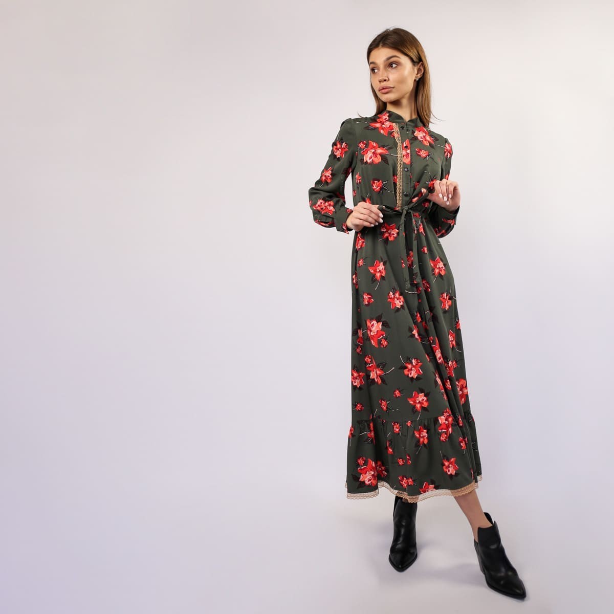 

Платье-халат с кружевом UMADEM хаки цвета, Платье-халат с кружевом UMADEM хаки цвета XS