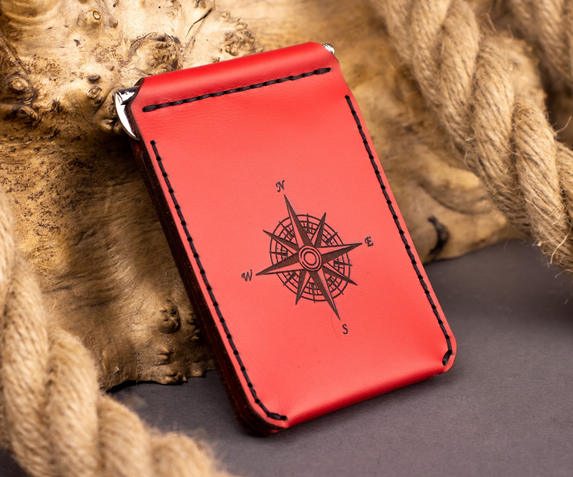 

Зажим для денег OldSalt MINI - Мужское портмоне из натуральной итальянской кожи Капри - Красный (nas1301-5-01)