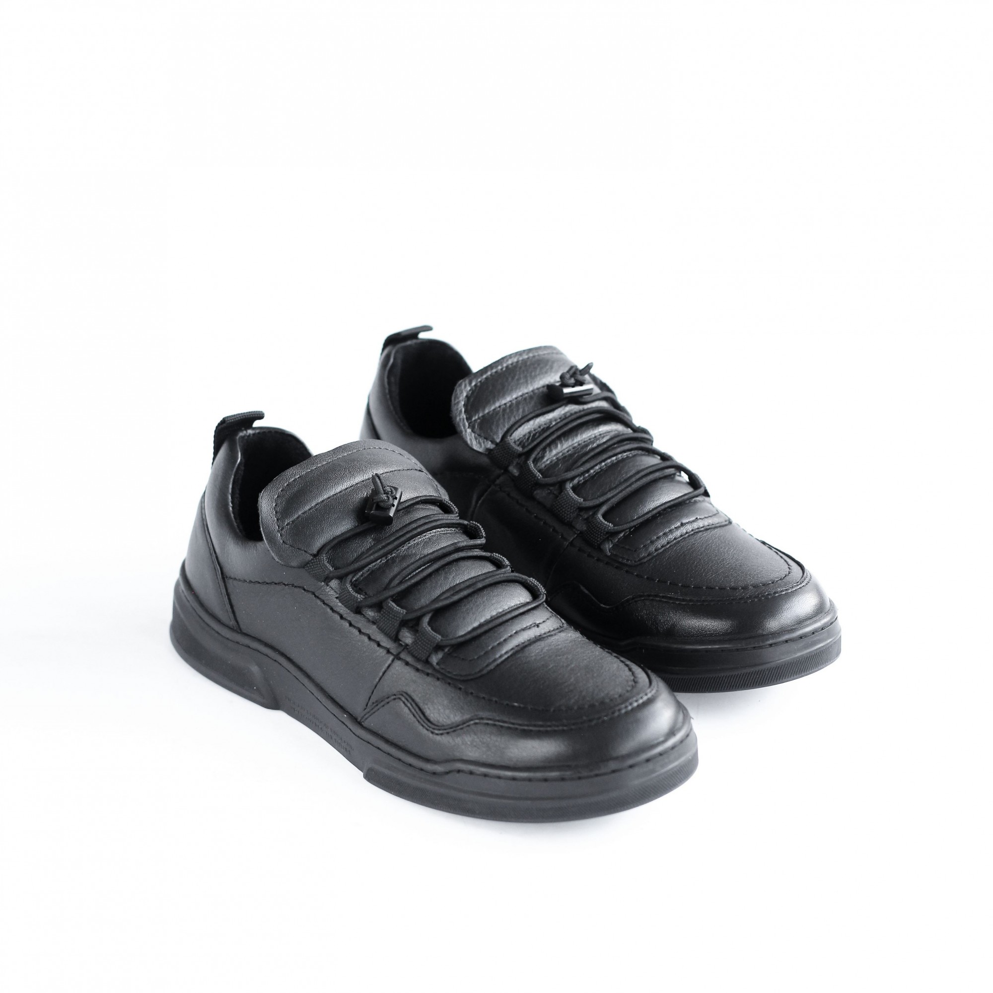 

Мужские кожаные кеды черные 29199 INSHOES 44