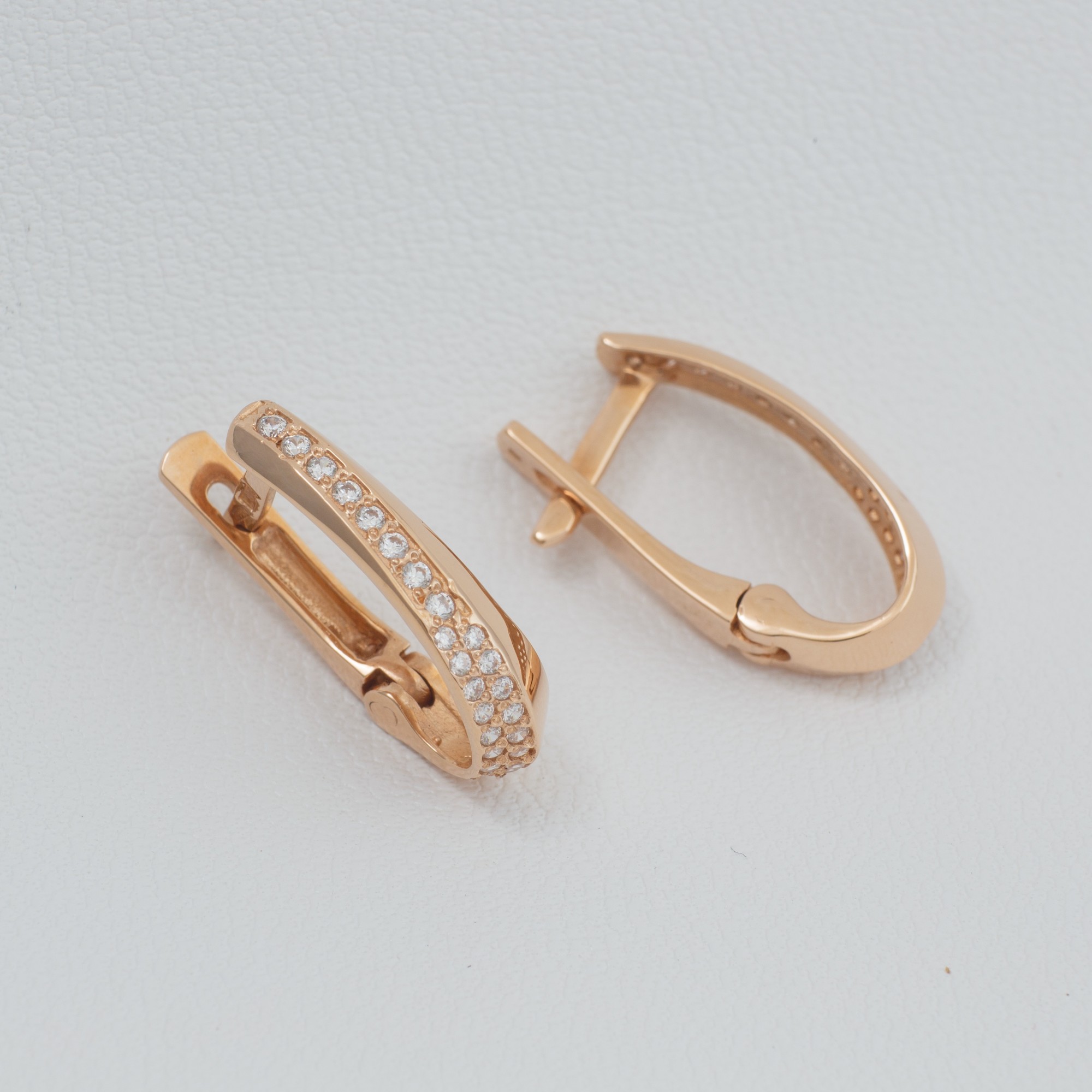 

Серьги из золота с куб. циркониями С451