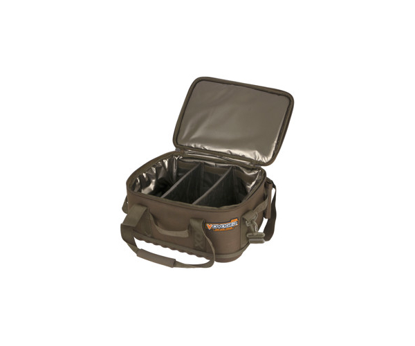 

Термосумка Fox International Voyager Low Level Cooler 54х29х15 см (арт.123415790791)