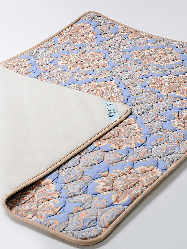 

Одеяло осень-зима HILZER (MERINO/SATIN) двуспальное 240x200 см, Италия, 100% шерсть + Сатин