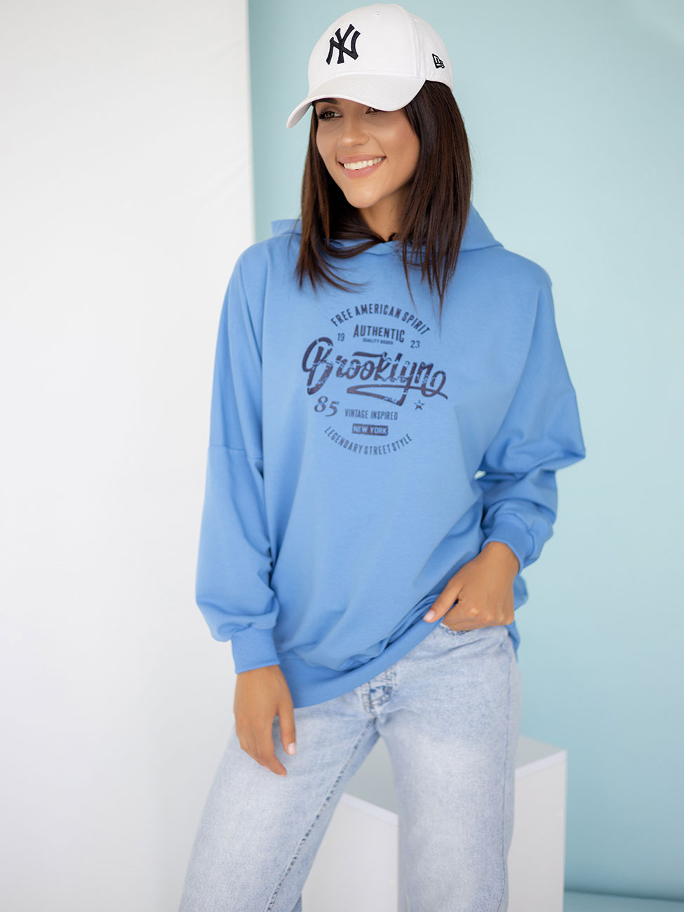 

Свободный худи с винтажным принтом Джинс  Vikamoda 3308, Свободный худи с винтажным принтом Джинс M Vikamoda 3308