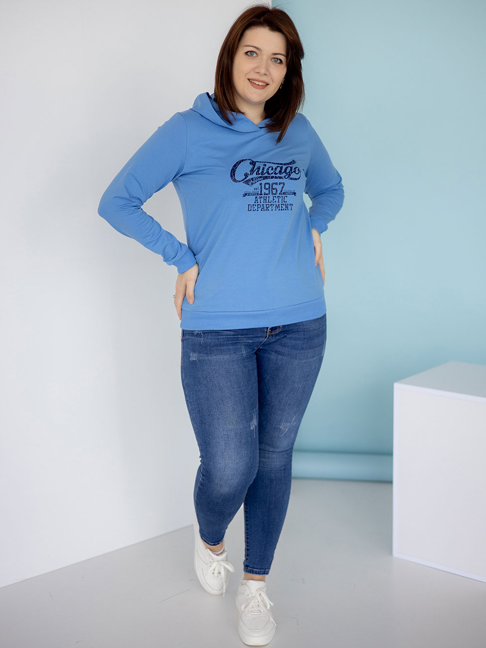 

Трикотажный худи size+ с принтом Джинс 3 XL Vikamoda 3300