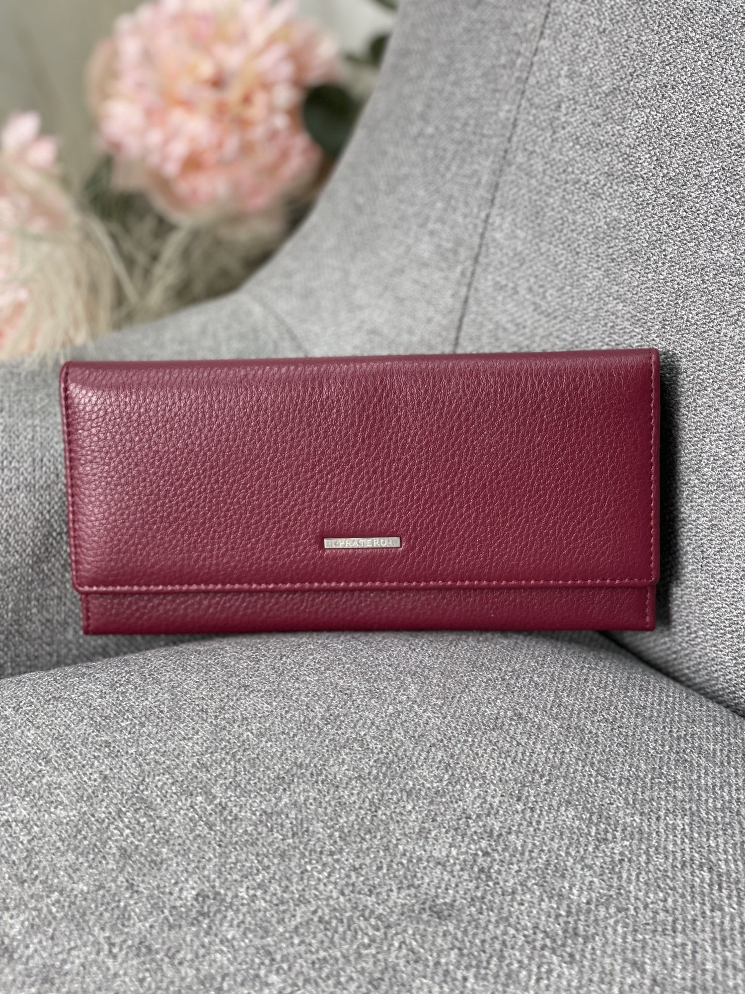 

Кошелёк женский кожаный 9 18 1 см. Magicbag Бордовый