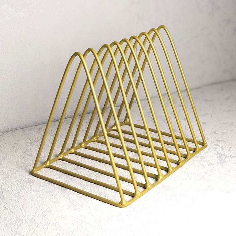 

Подставка для книг, журналов Wire Decor Art Triangle 26х18х19 см, золотистый