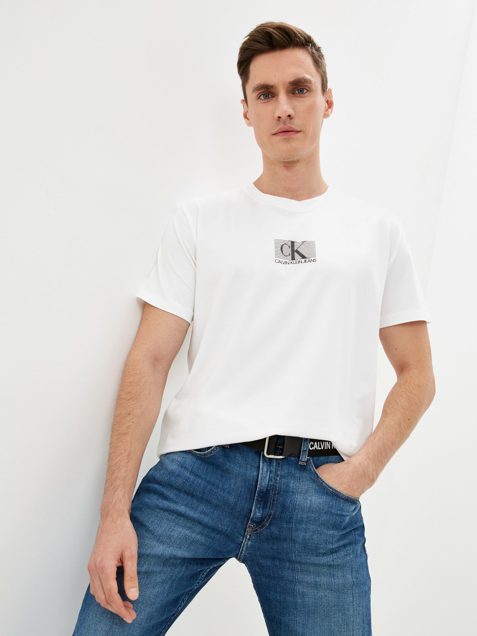 

Футболка Calvin Klein Jeans Small Ck Box Stripe Tee J30J318201-YAF  Белая, Футболка Calvin Klein Jeans Small Ck Box Stripe Tee J30J318201-YAF S Белая