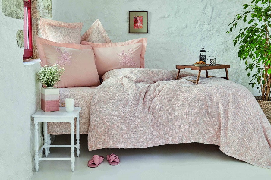 

Постельное белье Karaca Home - Miracle blush розовый pike jacquard 200*220 евро