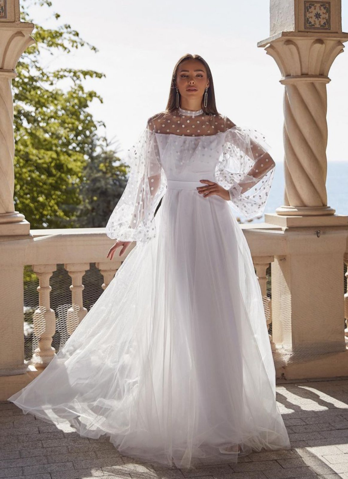 

Свадебное платье ANGEL FASHION DRESS ZLATA М белый
