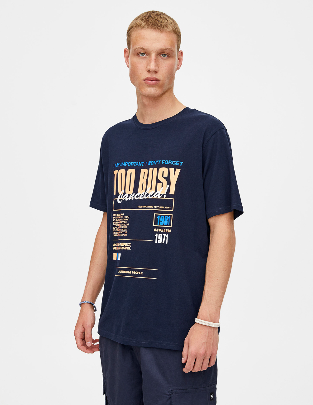 

Футболка PULL & BEAR М0111589 (9230/515/401) цвет синий M