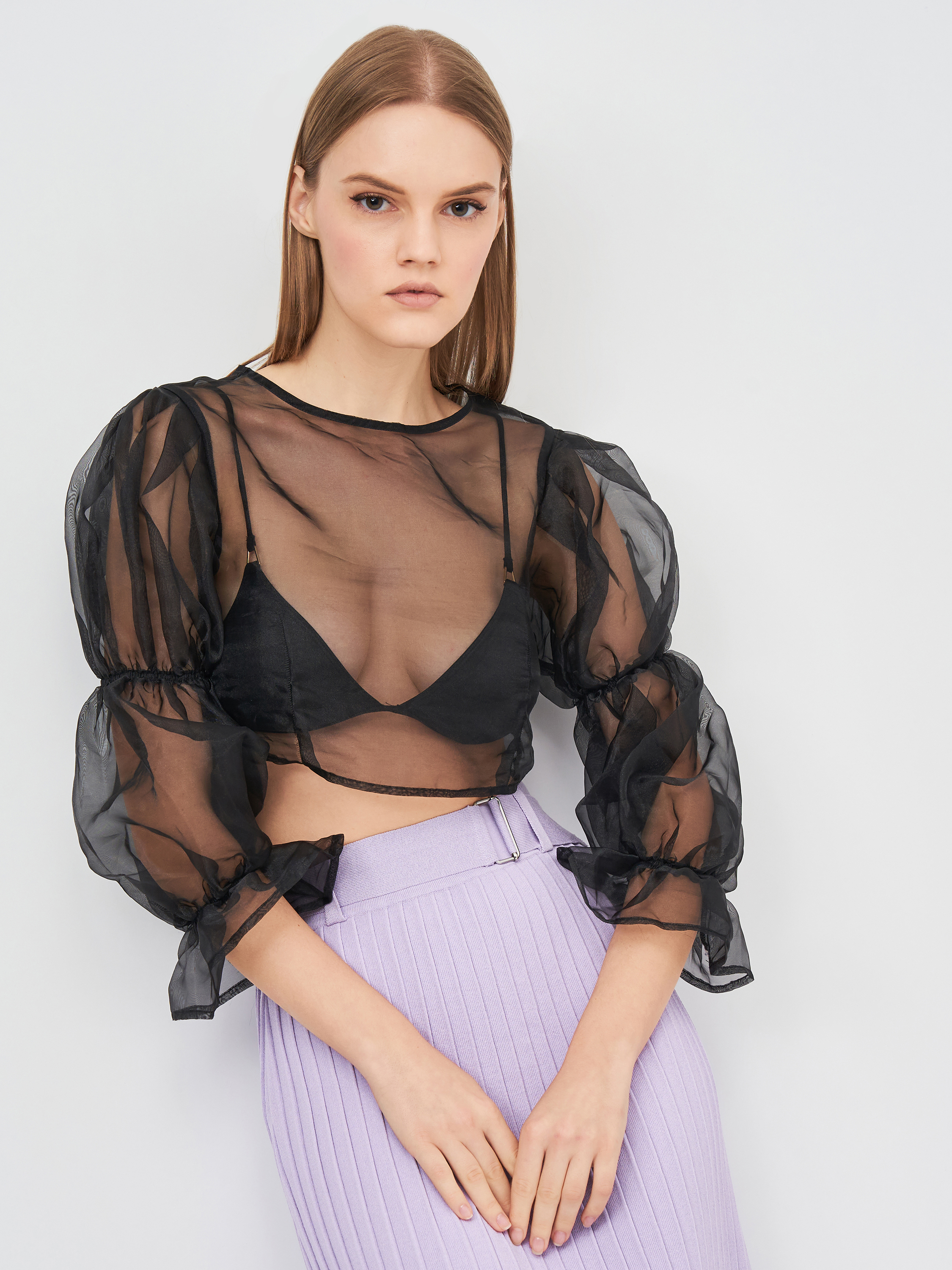 

Топ Bershka 5875/537/800 XS Черный